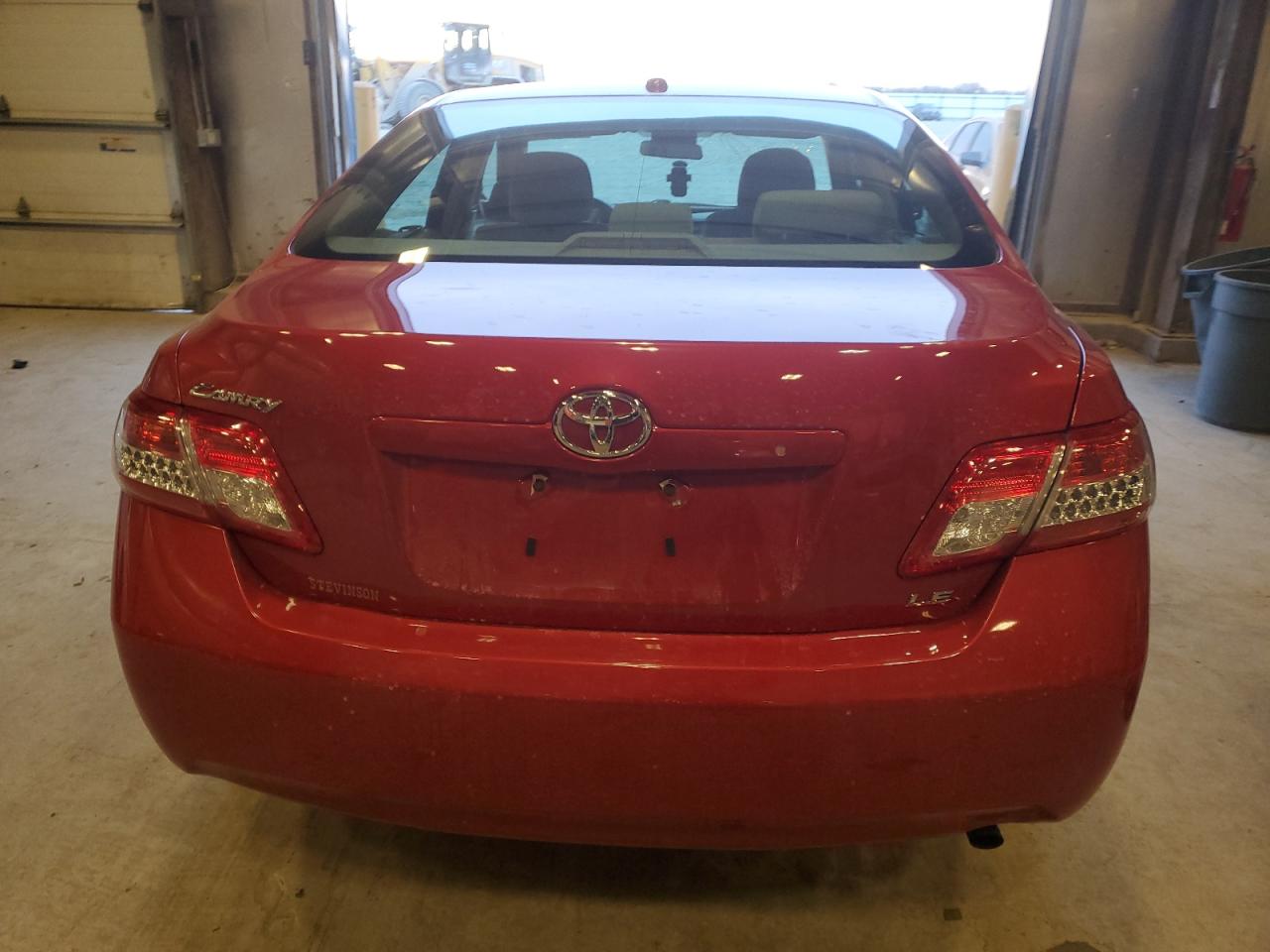 2011 Toyota Camry - Image 6