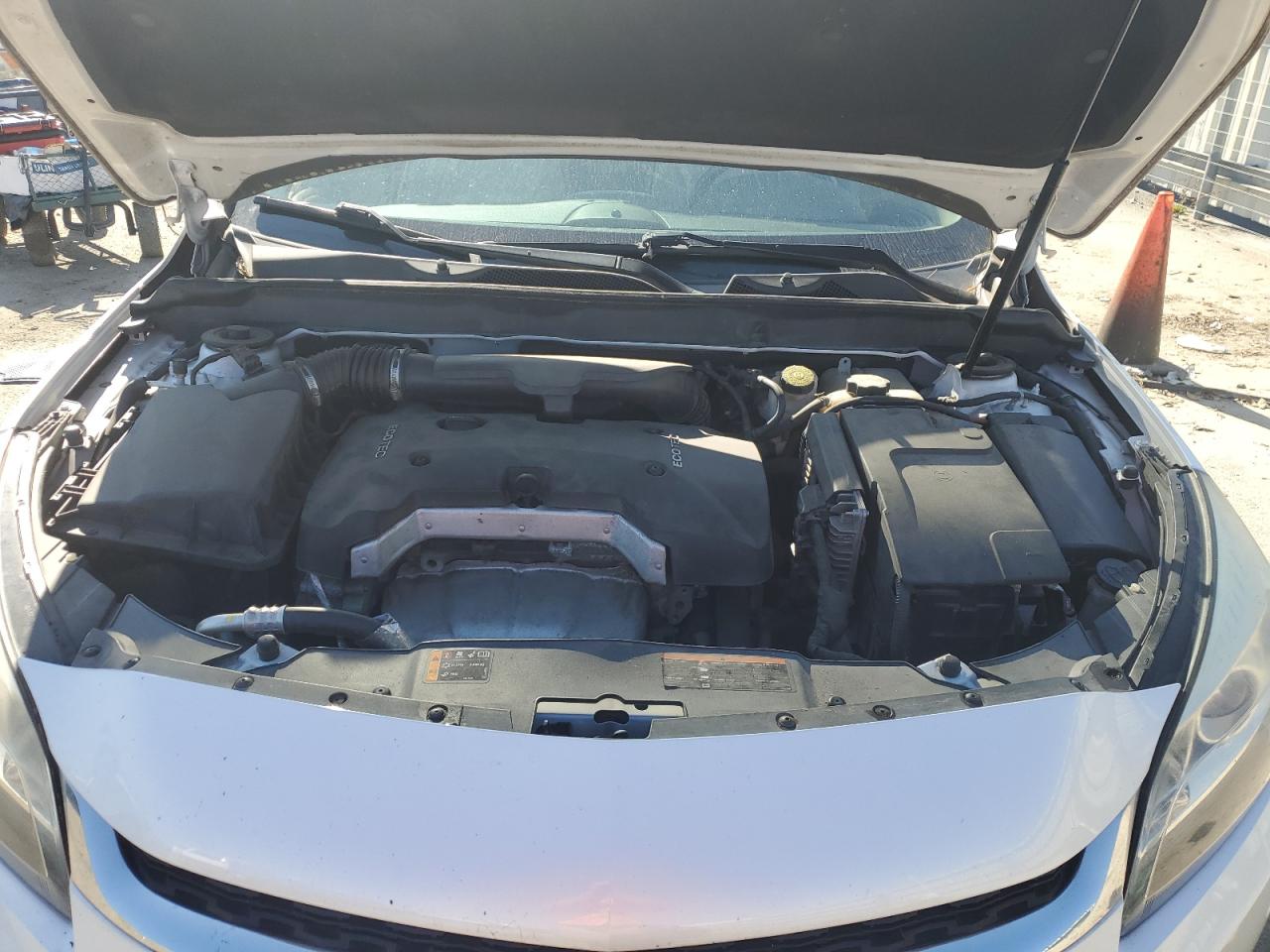2016 Chevrolet Malibu - Image 11