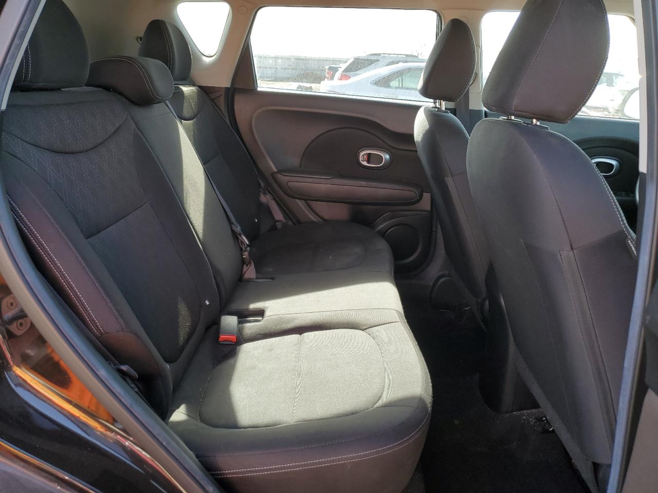 2015 Kia Soul - Image 11