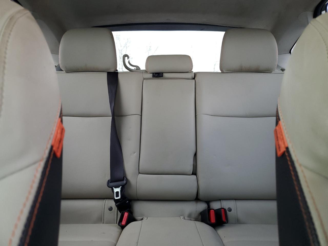 2016 Subaru XV - Image 10