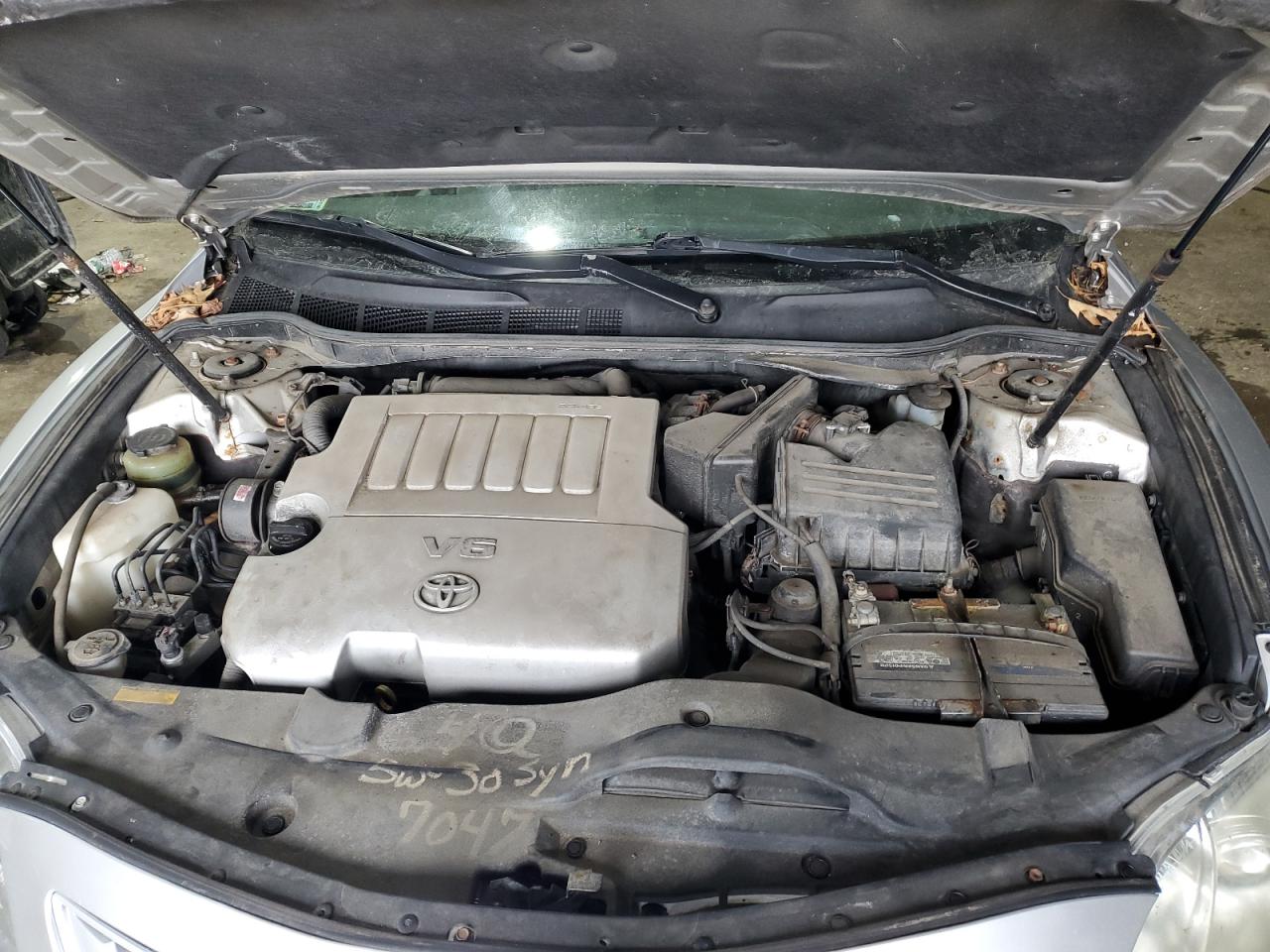 2009 Toyota Camry - Image 11