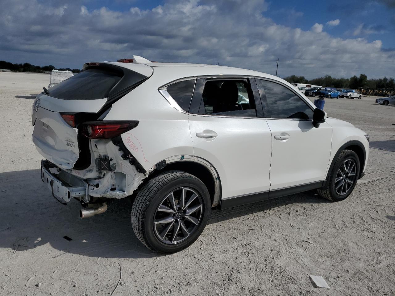 2018 Mazda CX-5 - Image 3