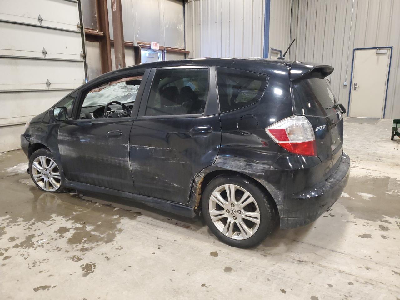 2009 Honda Fit - Image 2