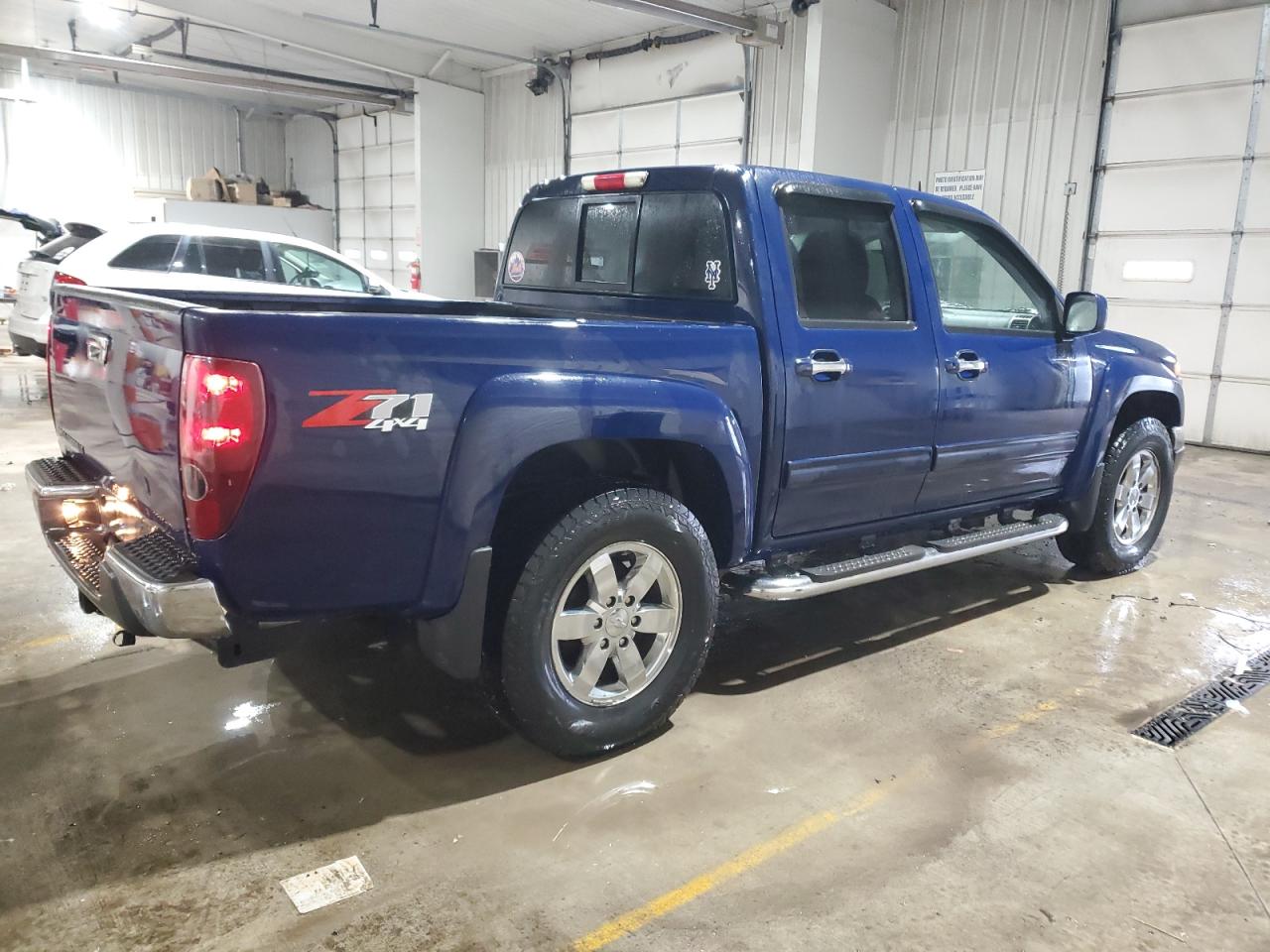 2011 Chevrolet Colorado - Image 3