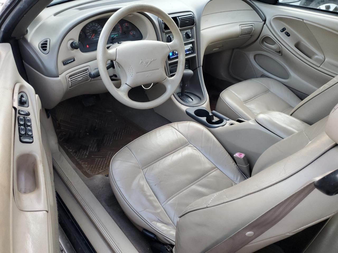 2000 Ford Mustang - Image 8
