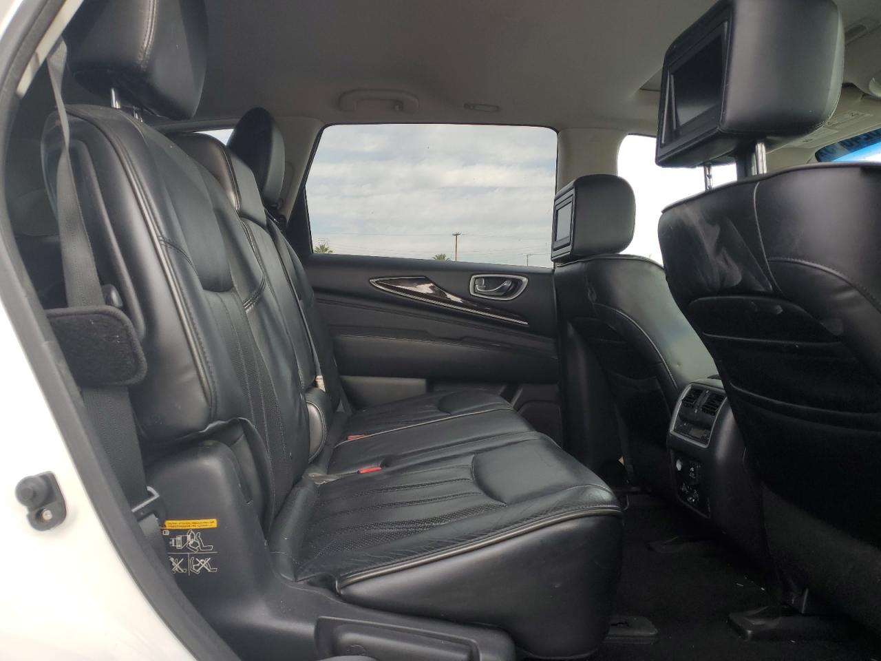 2013 Infiniti JX - Image 11