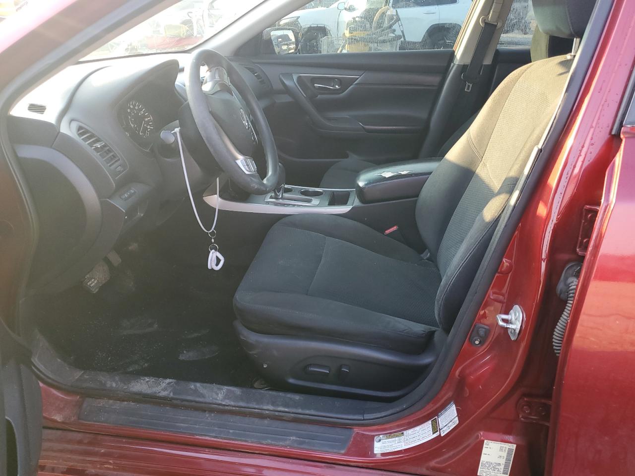 2015 Nissan Altima - Image 7