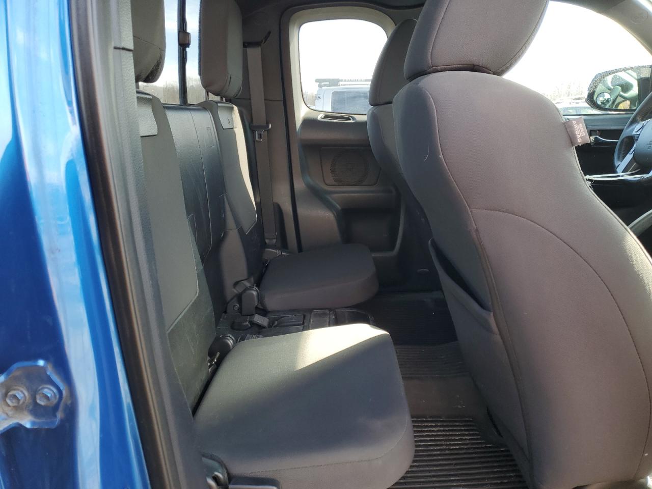 2016 Toyota Tacoma - Image 10