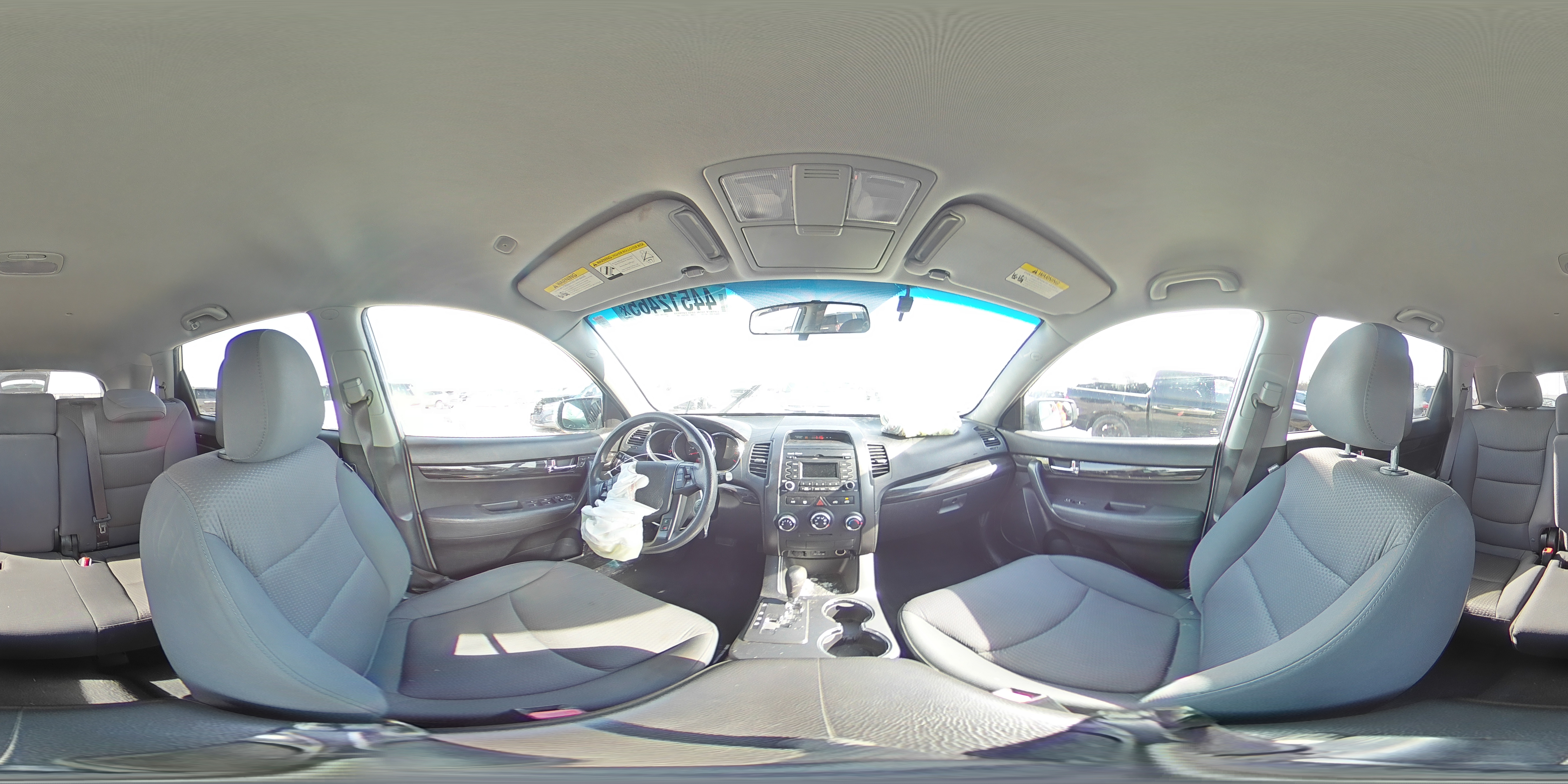2013 Kia Sorento - Image 13