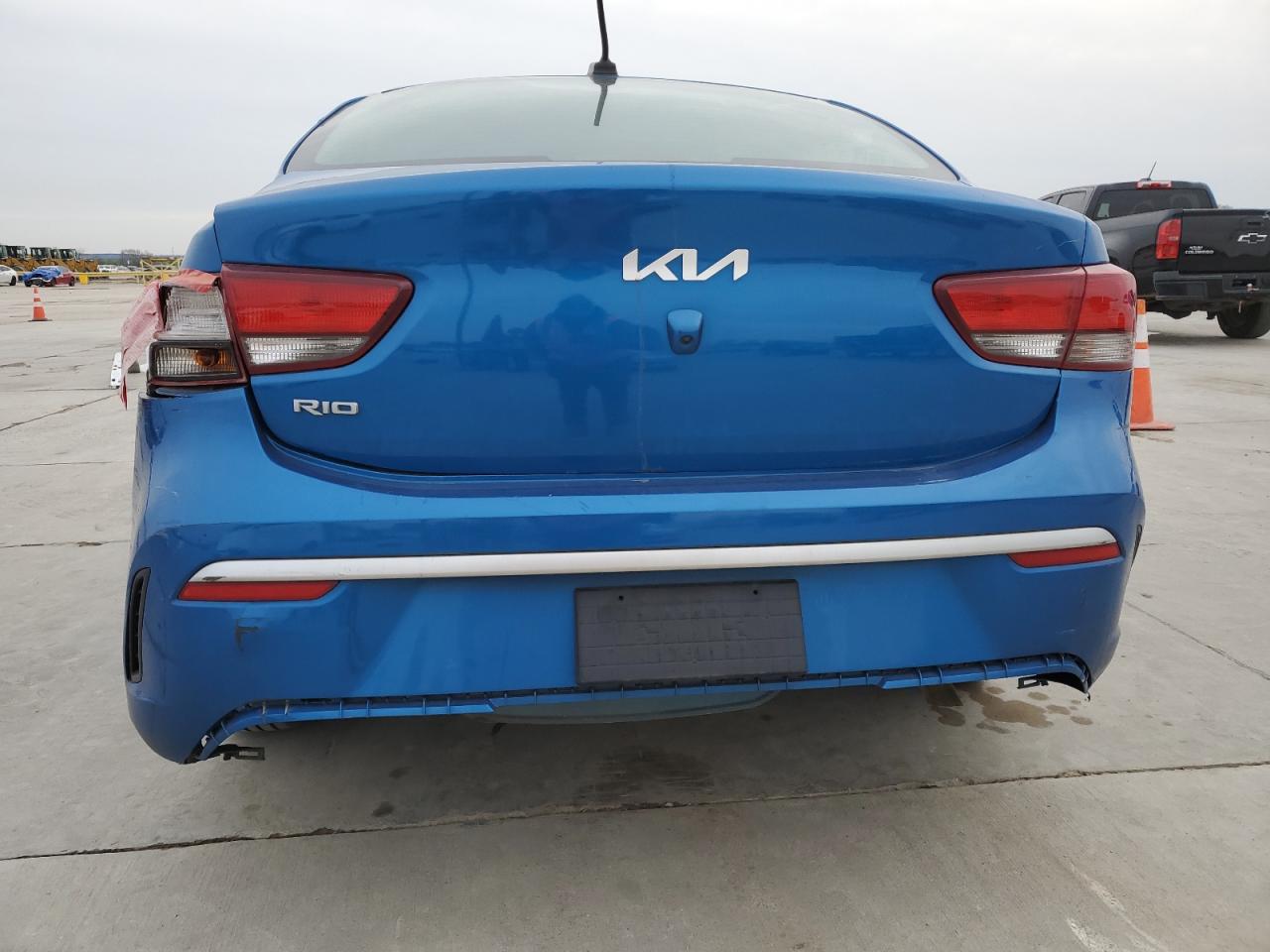 2022 Kia Rio - Image 6