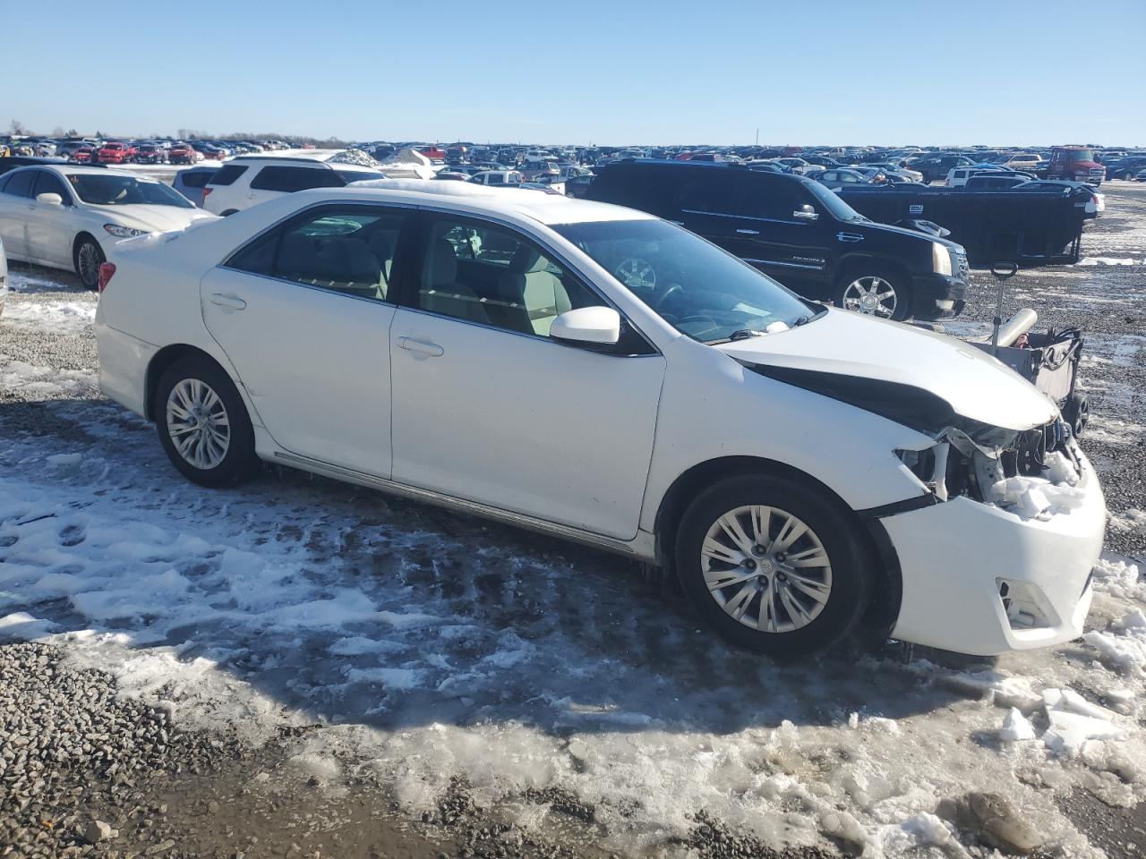 2013 Toyota Camry - Image 4