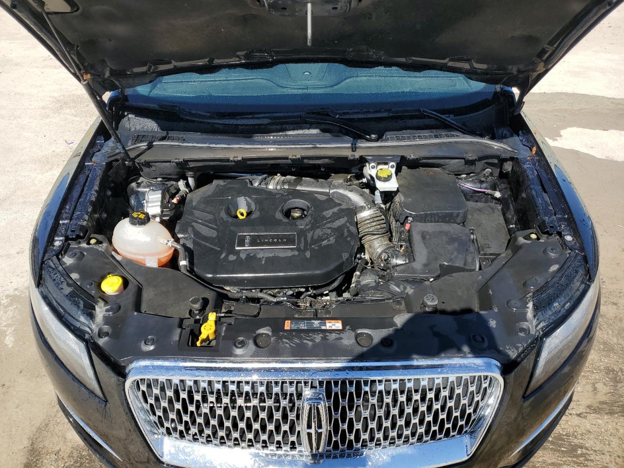 2019 Lincoln MKC - Image 12