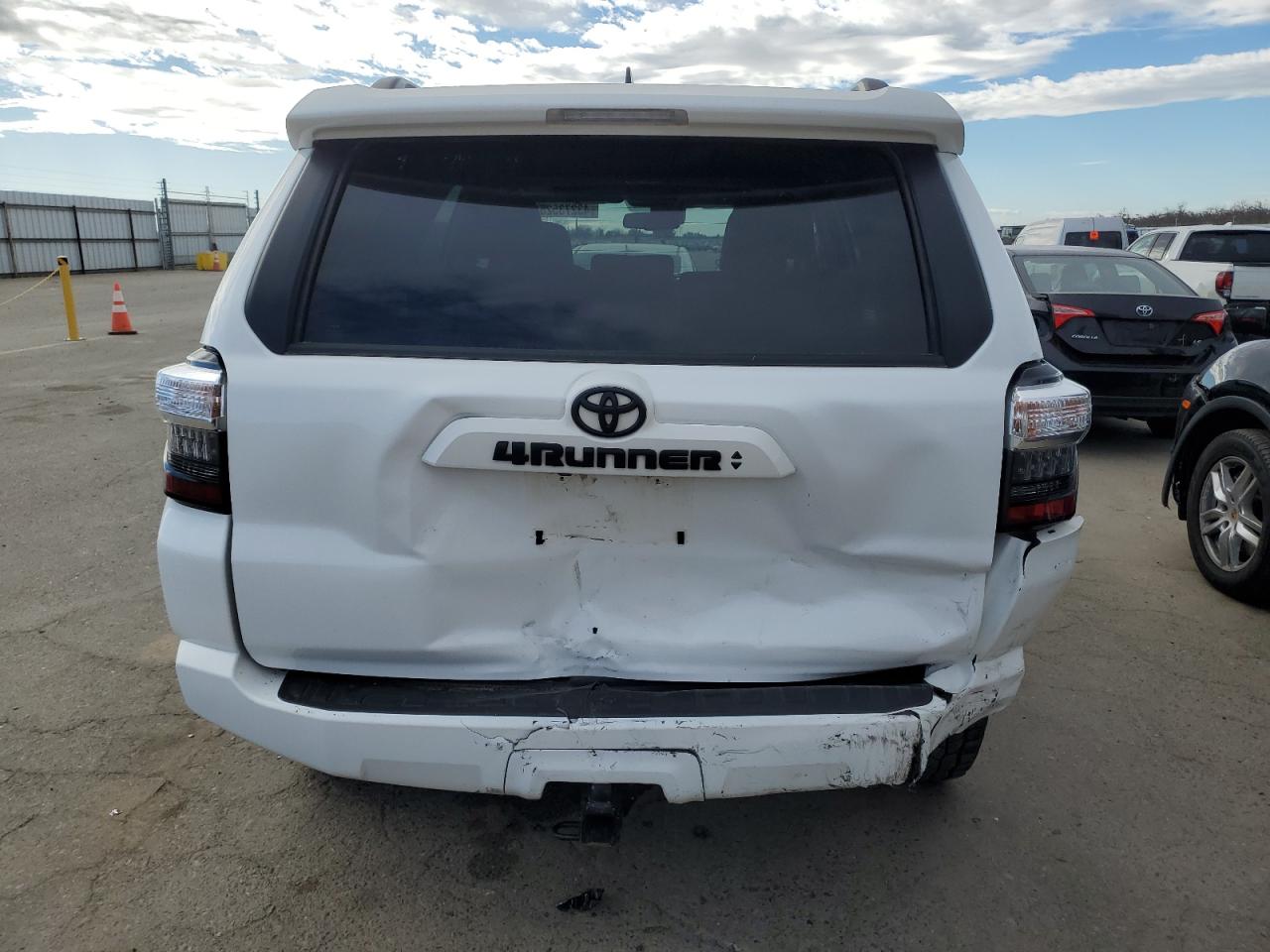 2023 Toyota 4Runner - Image 6