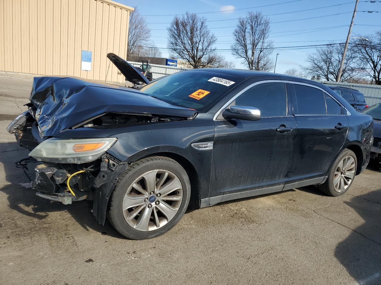 2011 Ford Taurus - Image 1