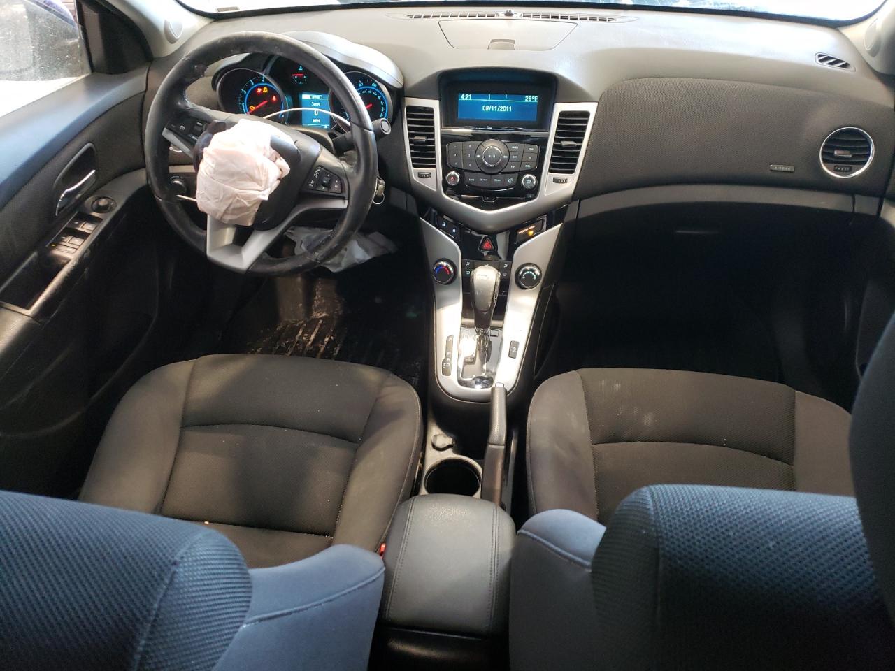 2014 Chevrolet Cruze - Image 8