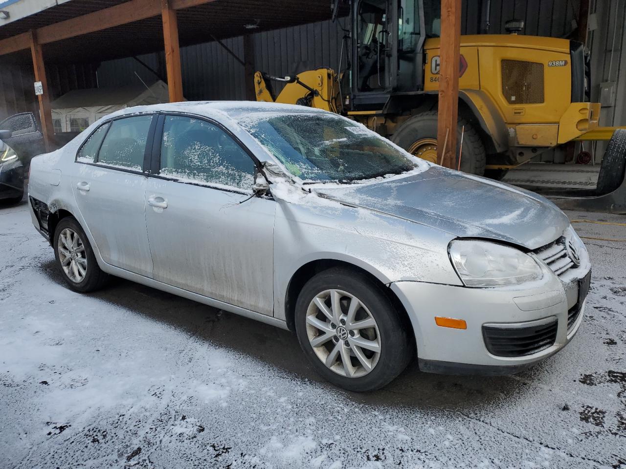 2010 Volkswagen Jetta - Image 4