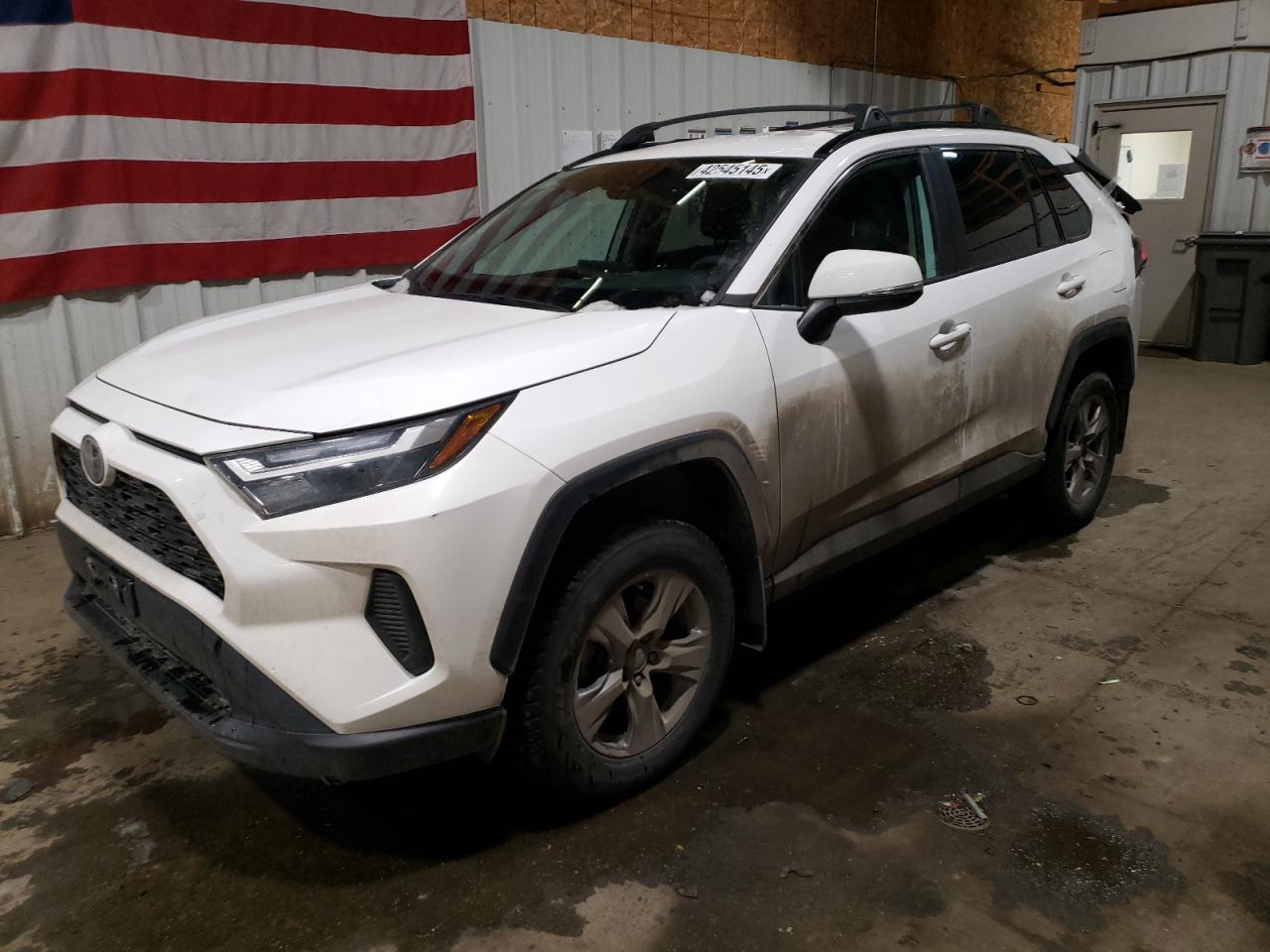 2022 Toyota RAV 4 - Image 1