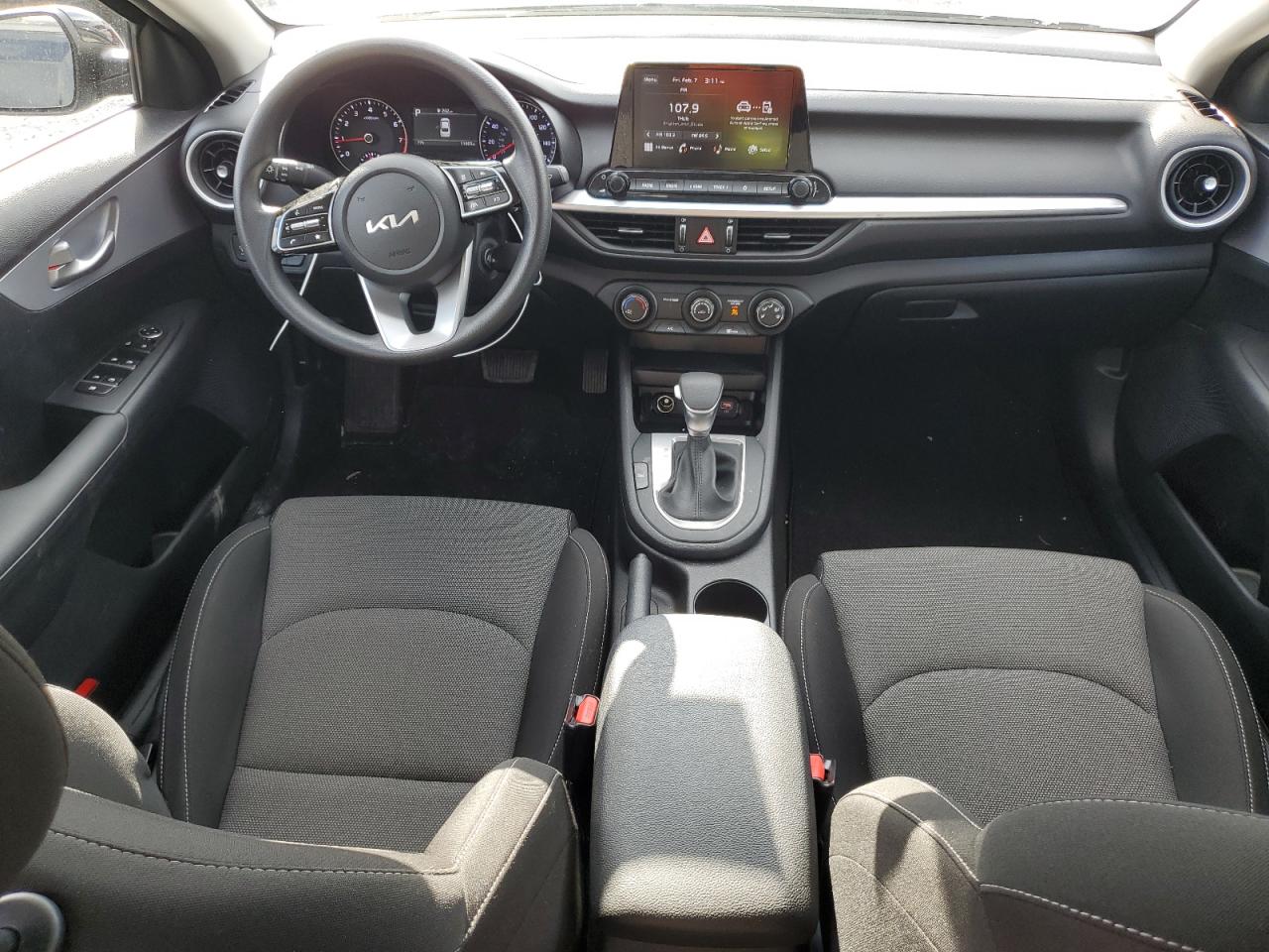2024 Kia Forte - Image 8