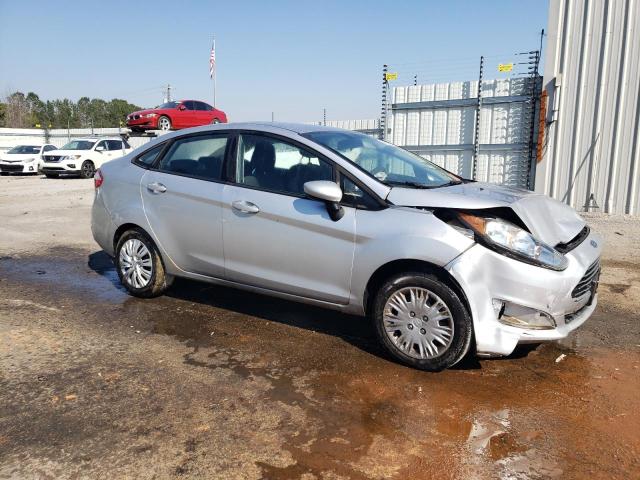  FORD FIESTA 2017 Srebrny