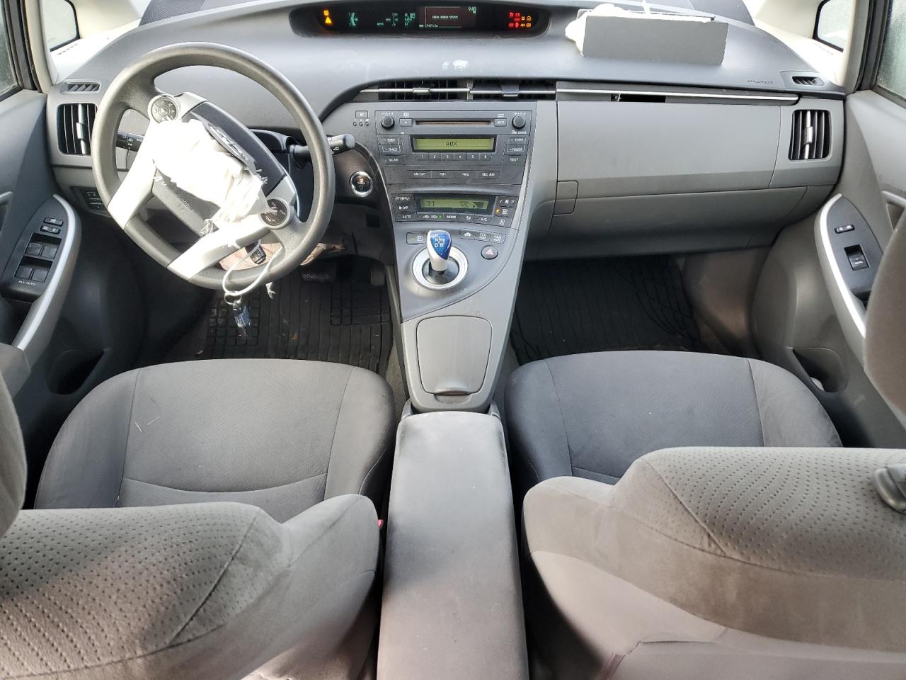 2010 Toyota Prius - Image 8
