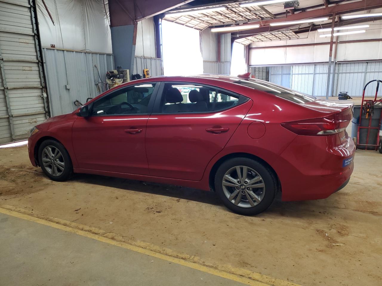2017 Hyundai Elantra - Image 2