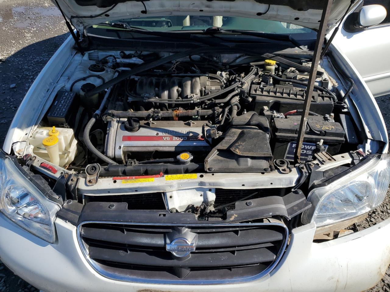 2000 Nissan Maxima - Image 12