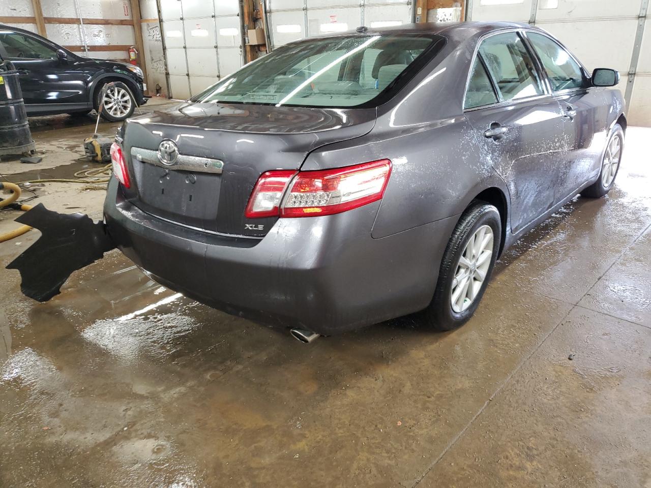 2011 Toyota Camry - Image 3