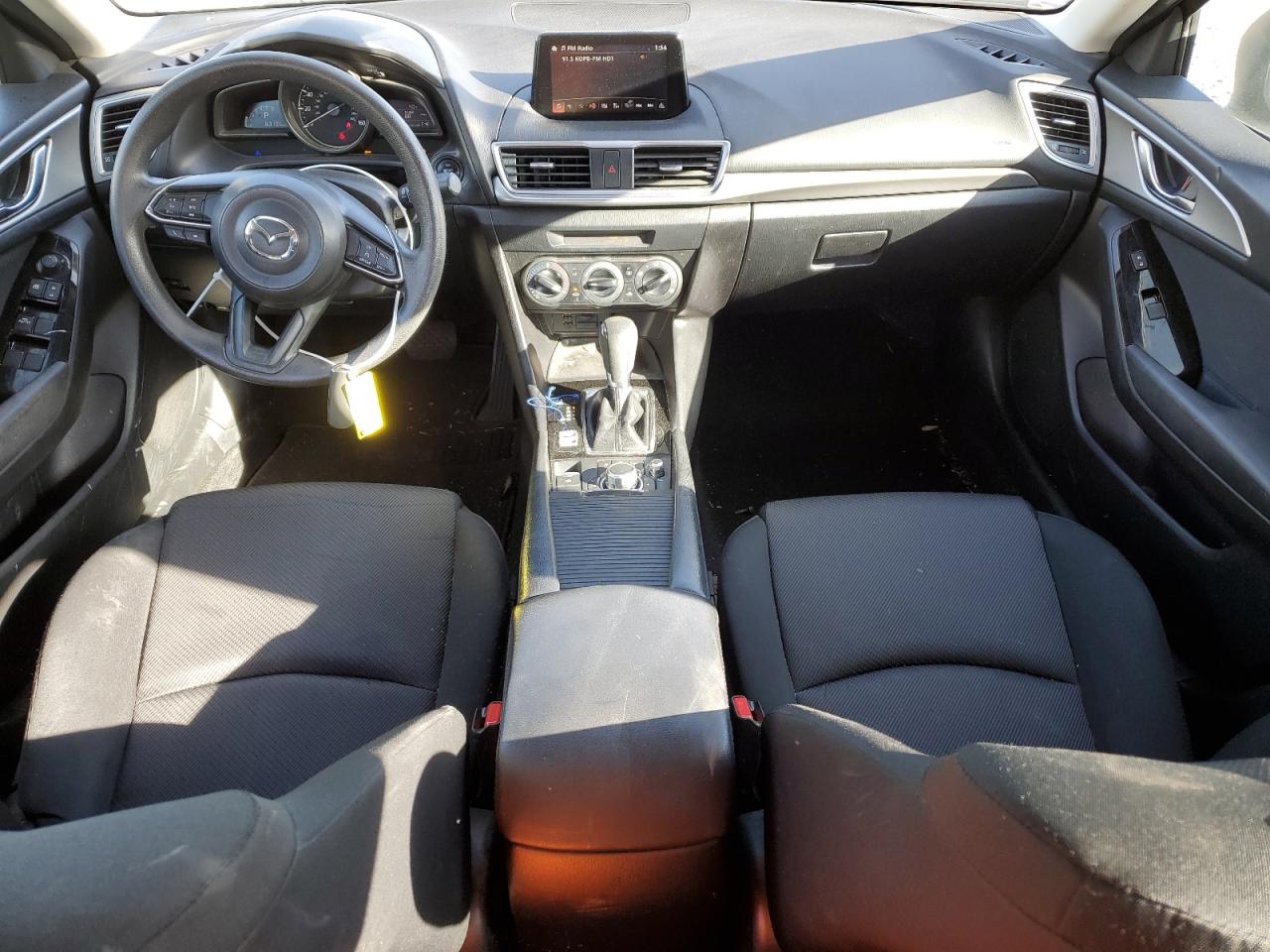 2017 Mazda 3 - Image 8