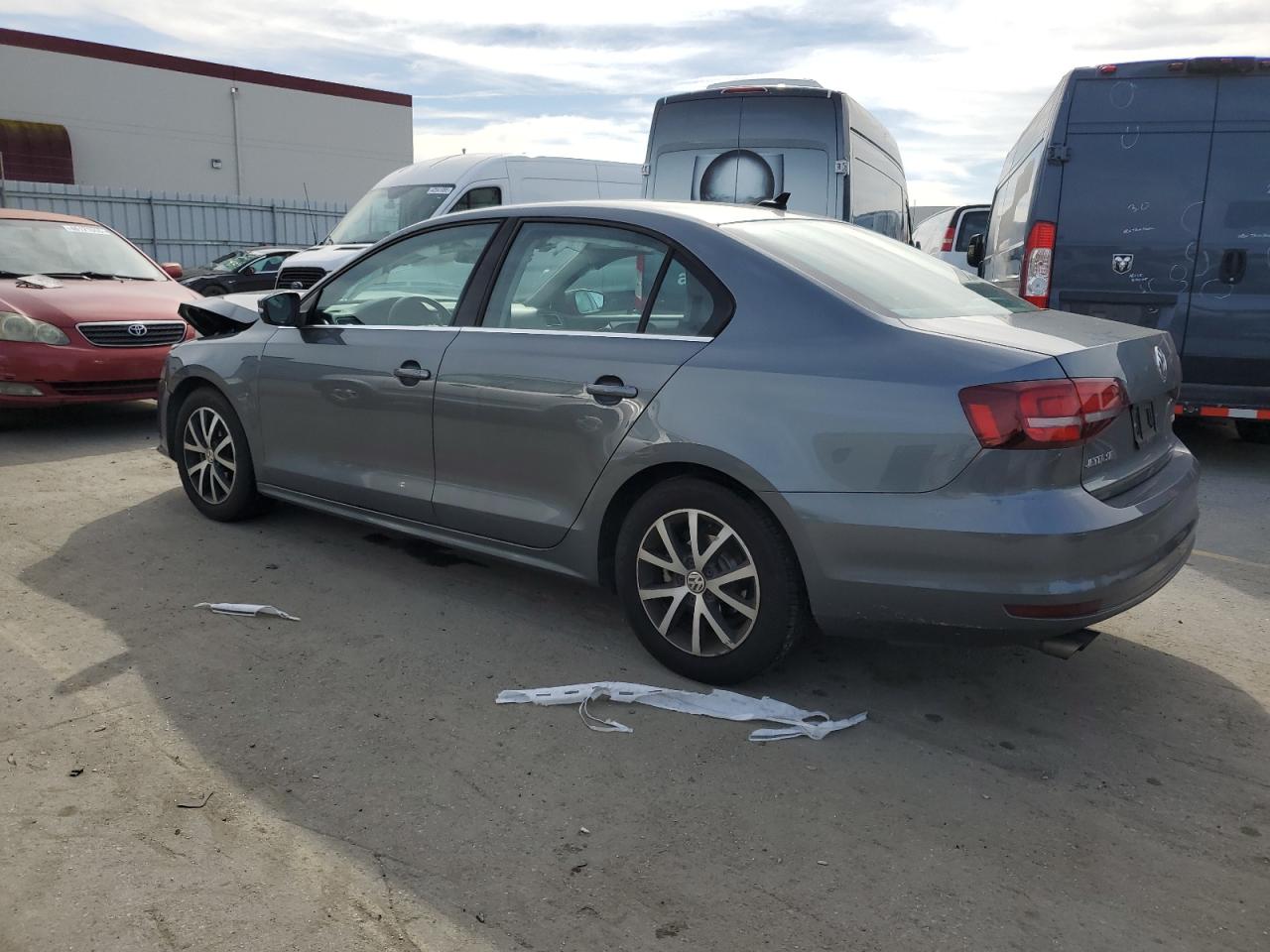 2017 Volkswagen Jetta - Image 2