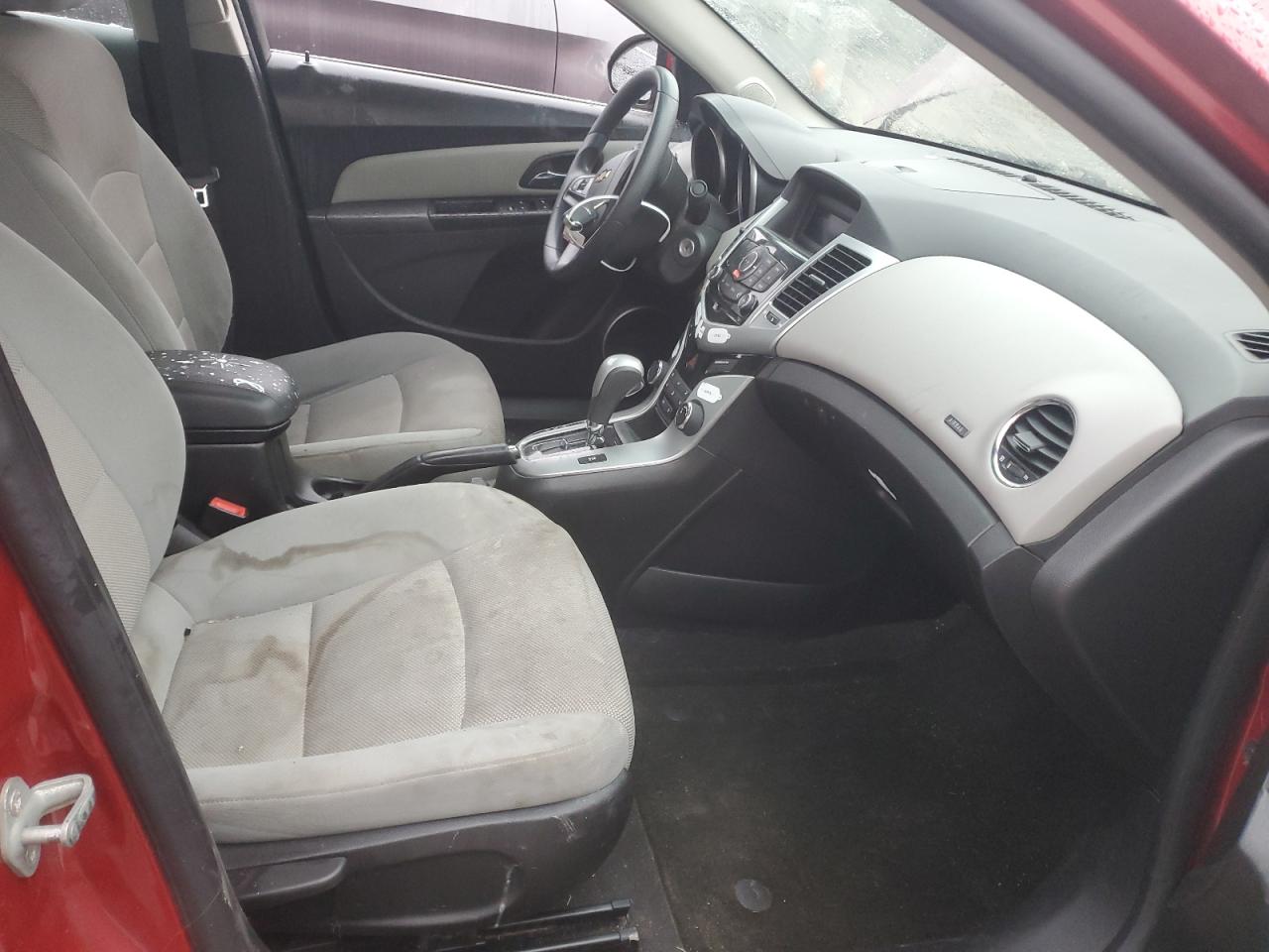 2012 Chevrolet Cruze - Image 7