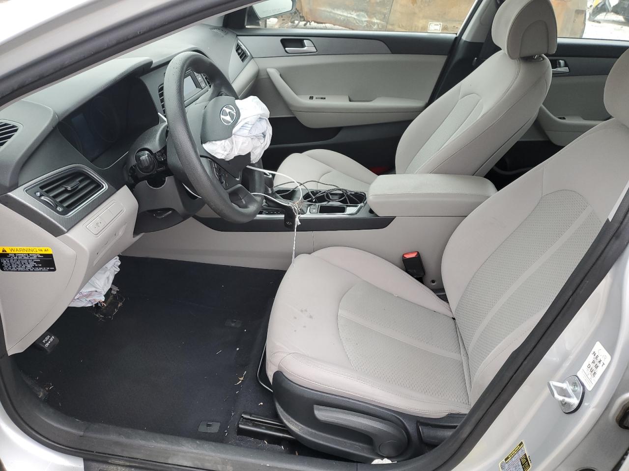 2015 Hyundai Sonata - Image 7