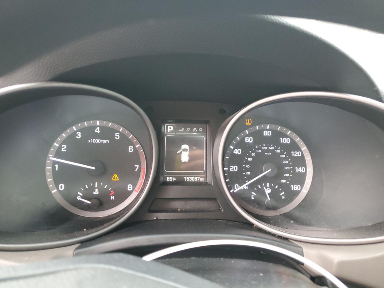2018 Hyundai Santa Fe - Image 9