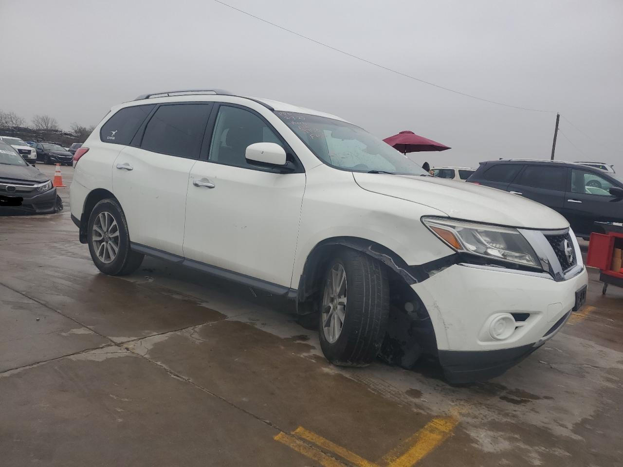 2016 Nissan Pathfinder - Image 4
