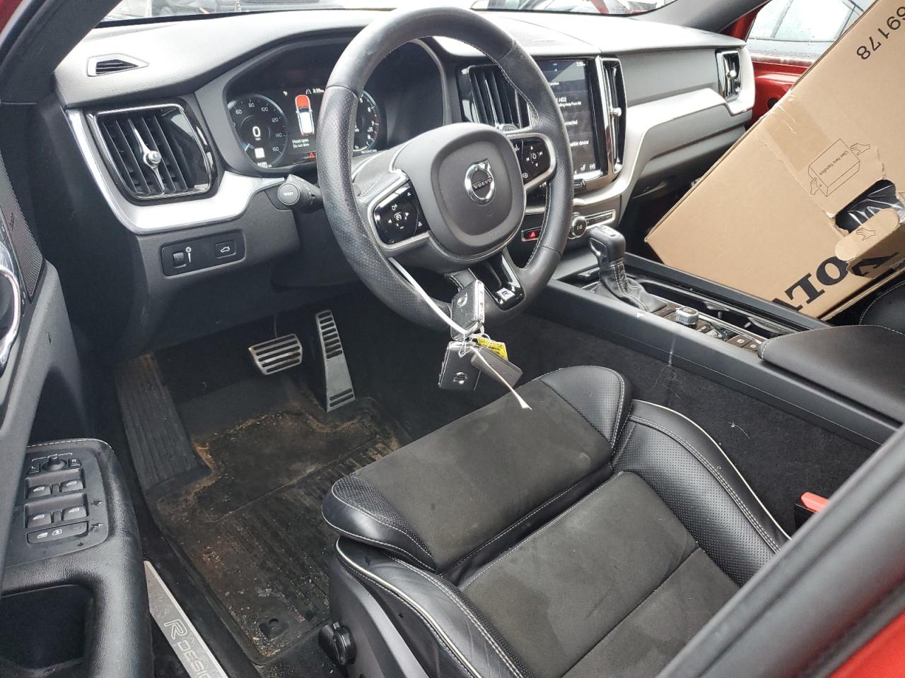 2019 Volvo XC60 - Image 8