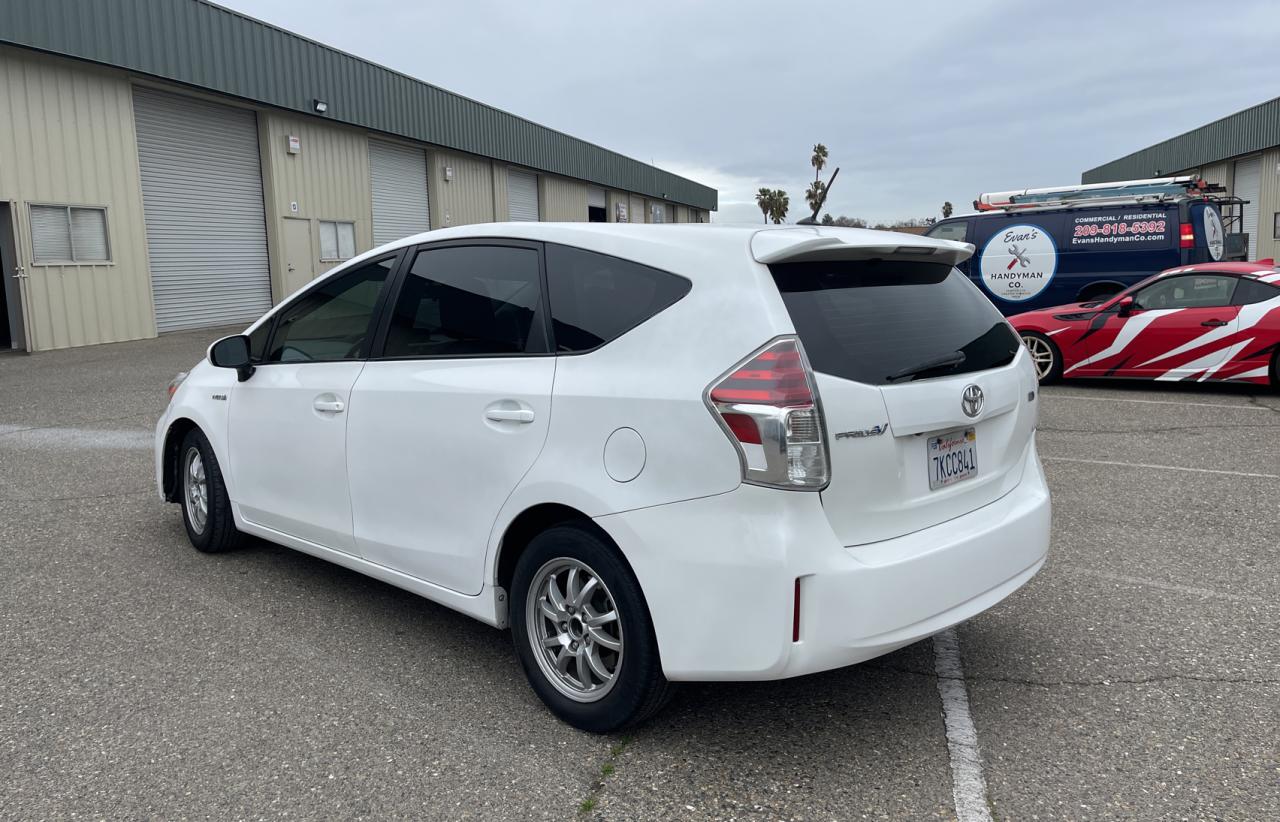 2015 Toyota Prius - Image 3