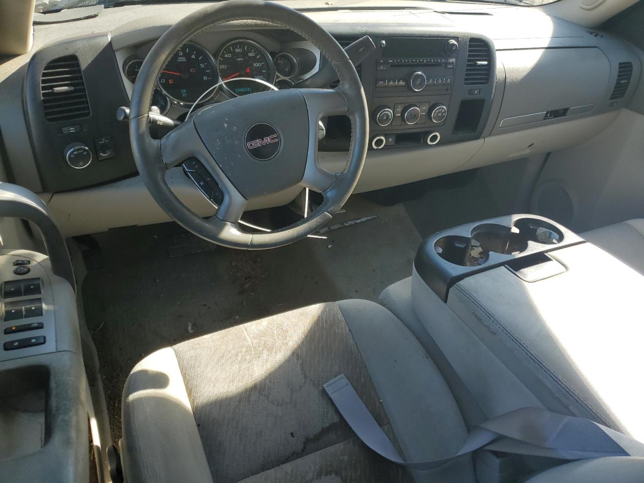 2009 GMC Sierra - Image 8