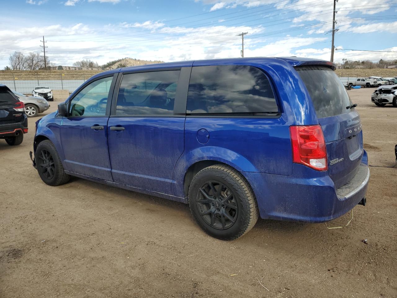 2019 Dodge Caravan - Image 2