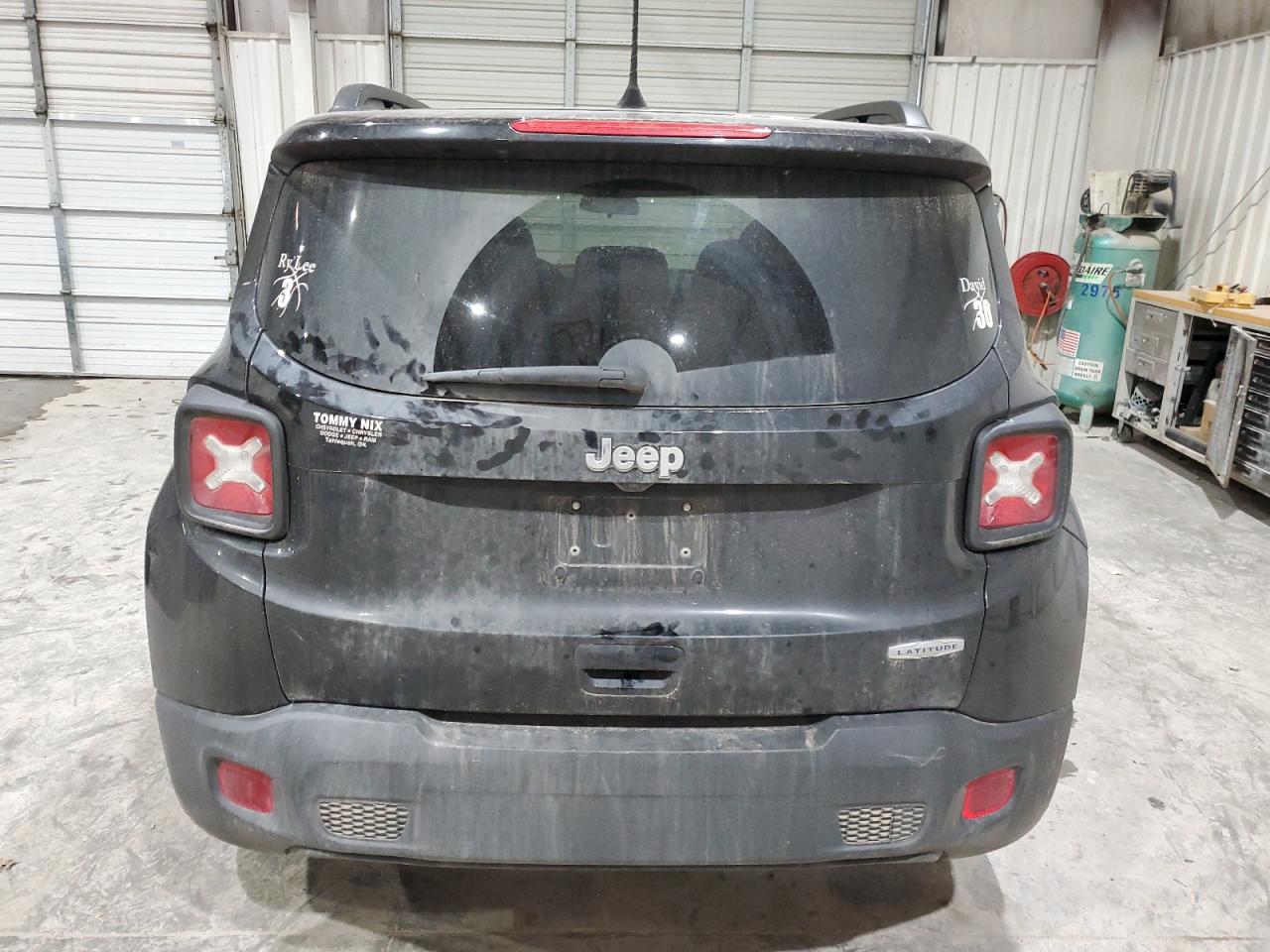 2021 Jeep Renegade - Image 6