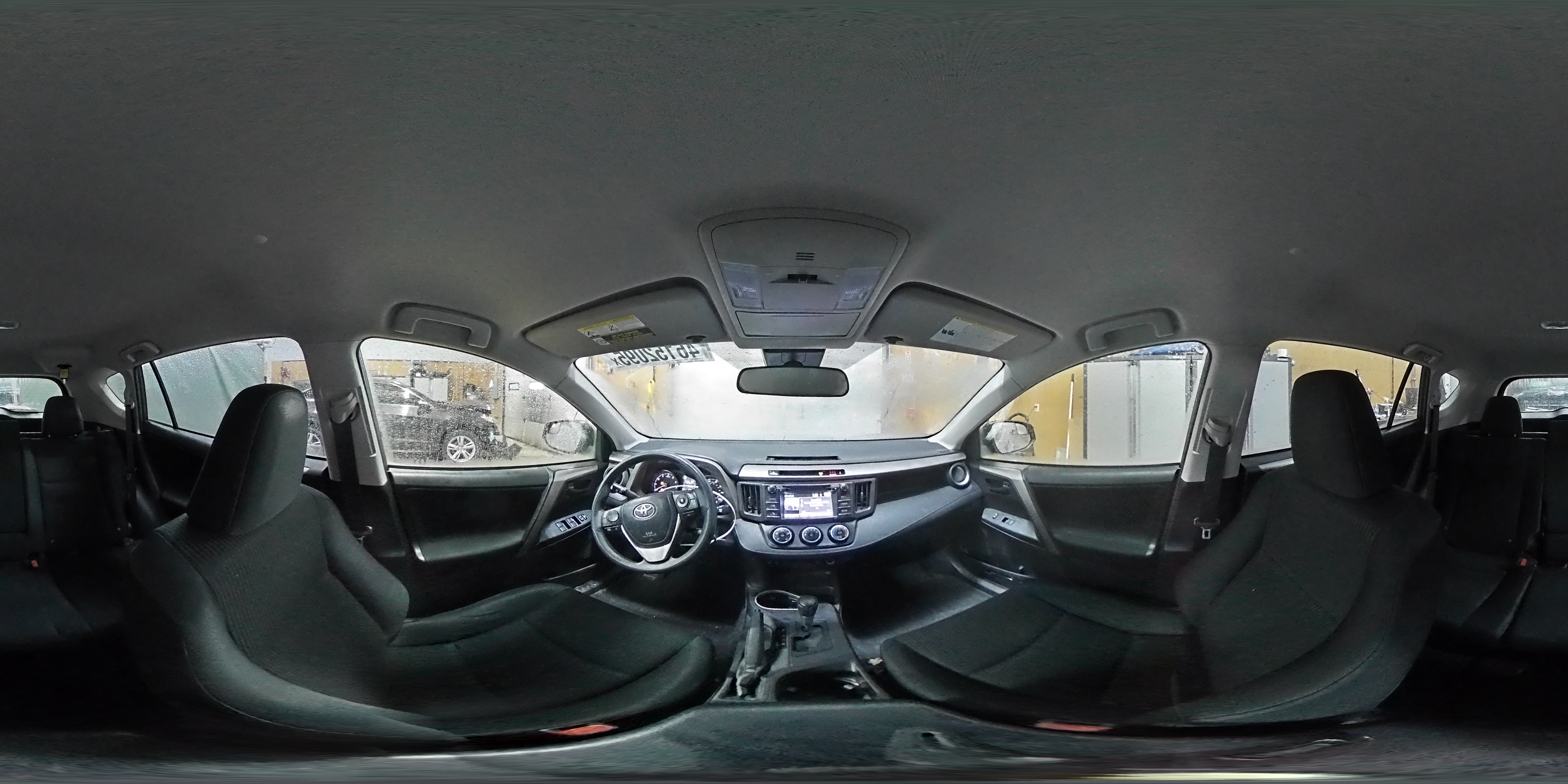 2018 Toyota RAV 4 - Image 14