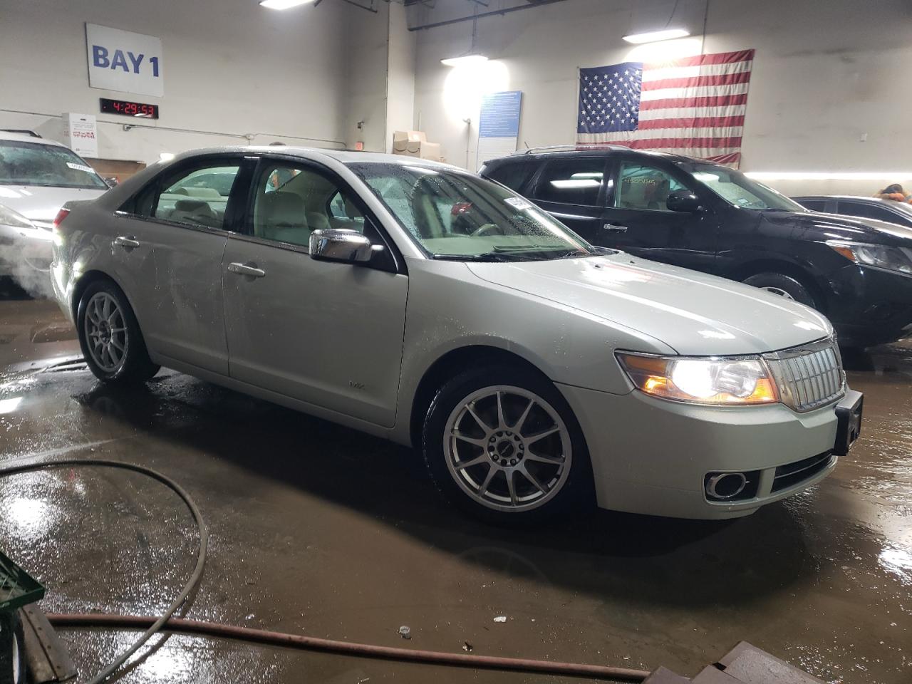 2008 Lincoln MKZ - Image 4