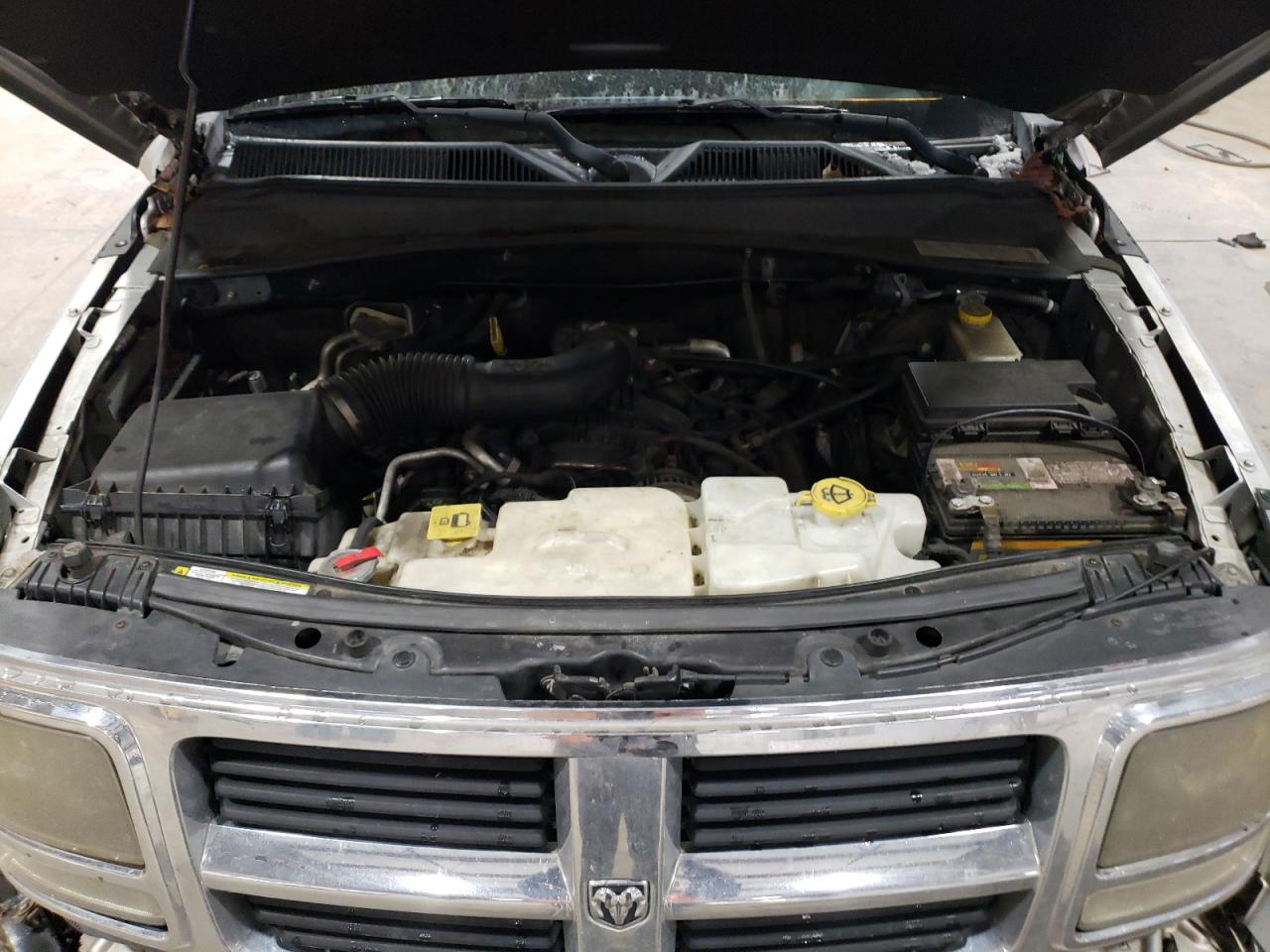 2008 Dodge Nitro - Image 12