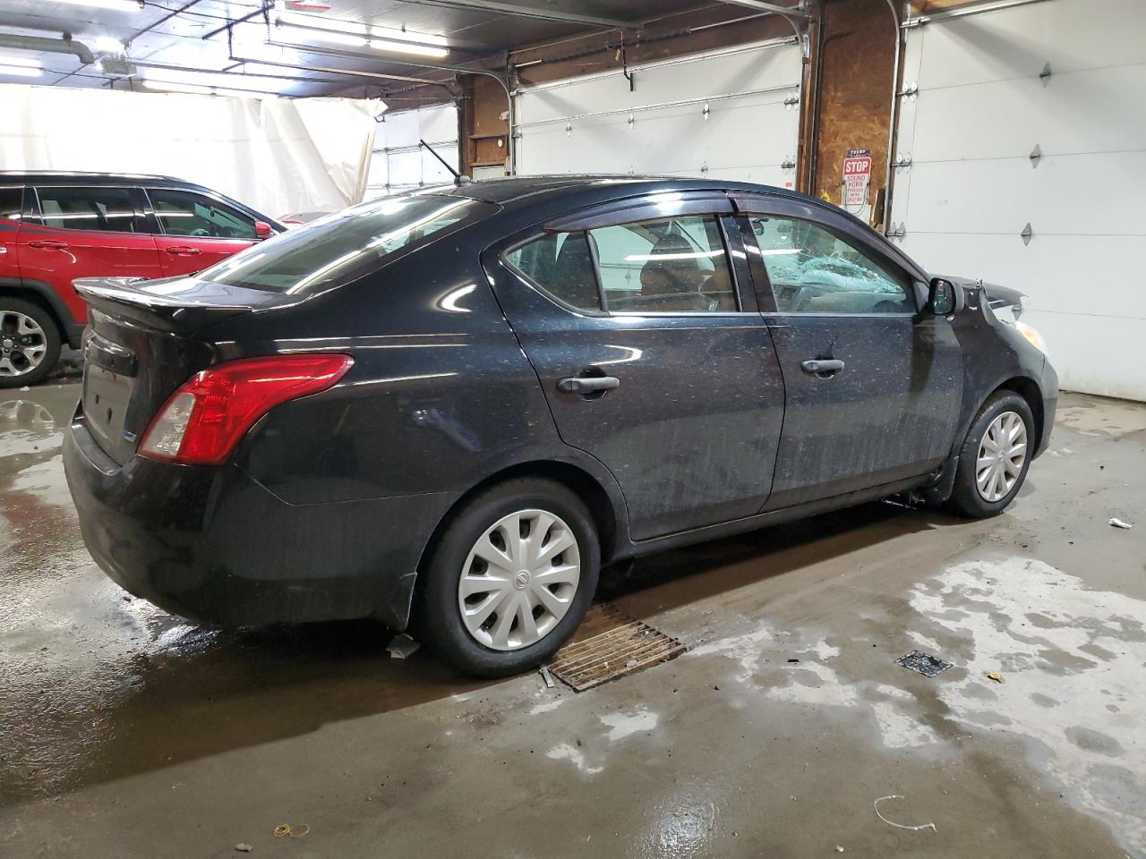 2014 Nissan Versa - Image 3