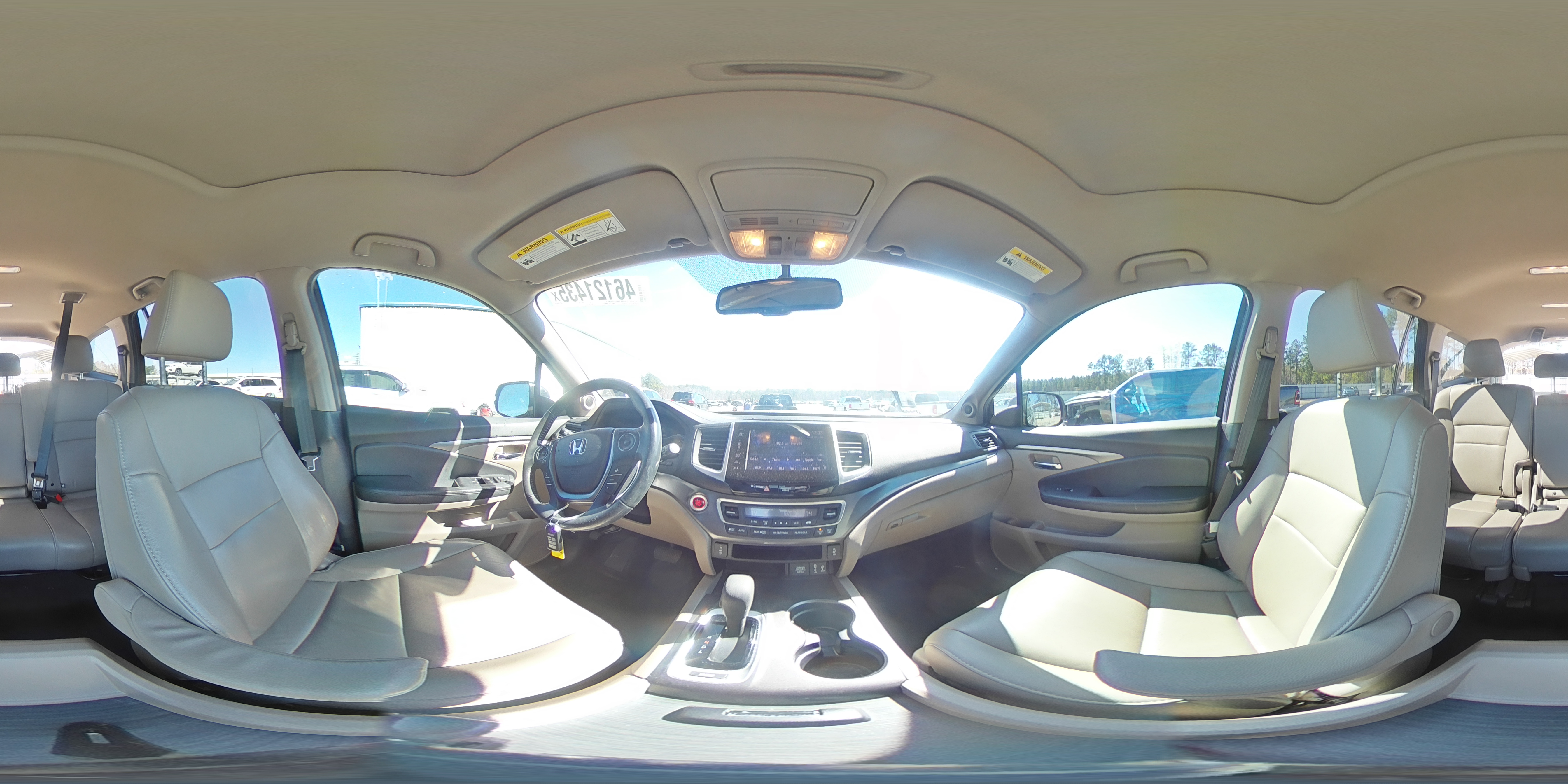 2018 Honda Pilot - Image 16