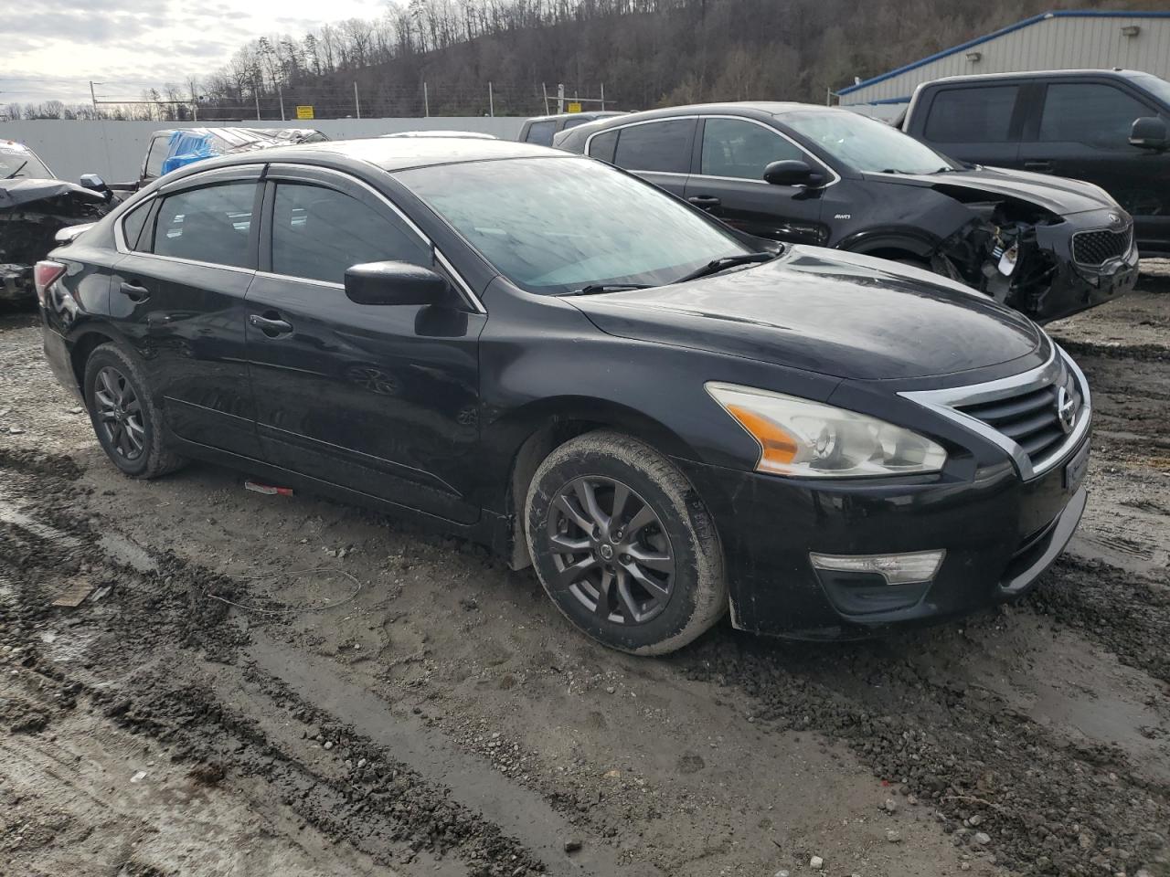 2015 Nissan Altima - Image 4