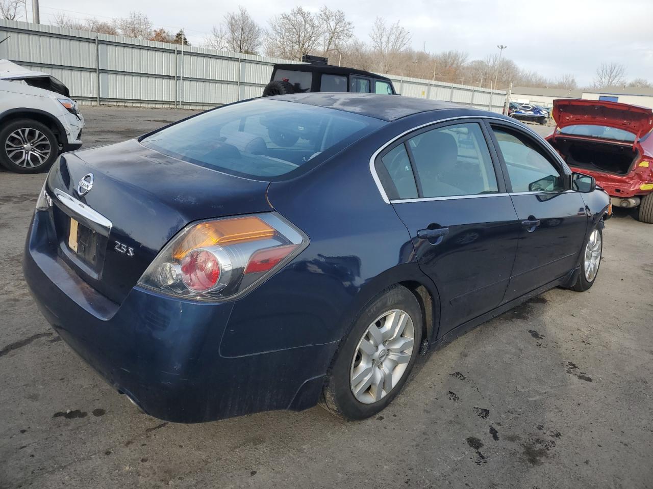 2010 Nissan Altima - Image 3