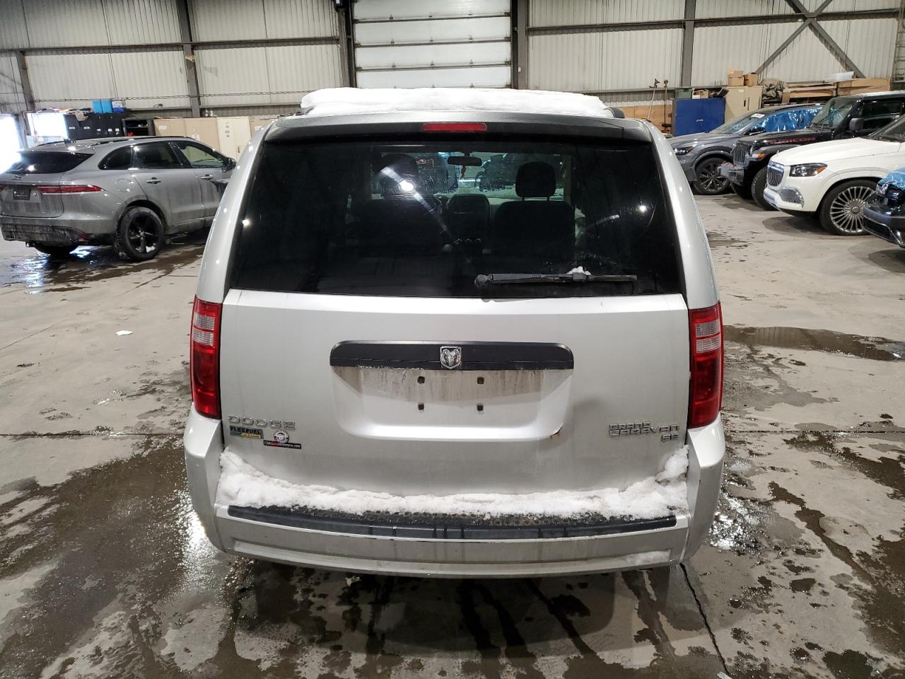 2010 Dodge Caravan - Image 6