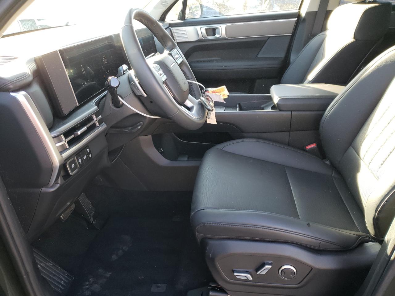 2024 Hyundai Santa Fe - Image 7