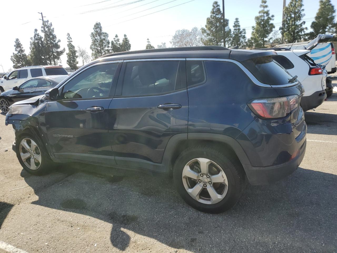 2020 Jeep Compass - Image 2