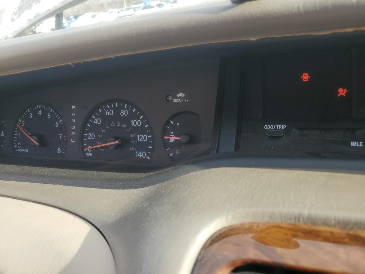 2003 Toyota Avalon - Image 9