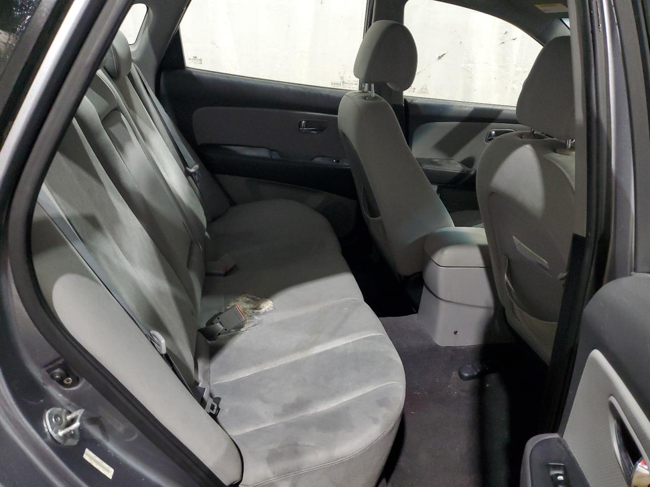2010 Hyundai Elantra - Image 10